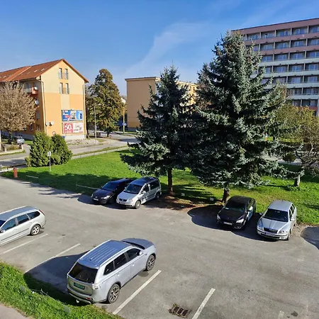 Studentsky Domov B31 Pensjonat 3*