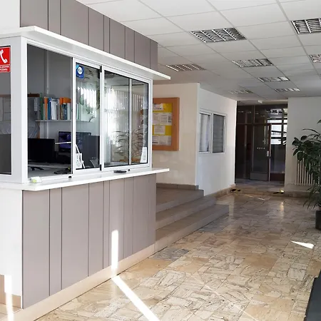 Studentsky Domov B31 *